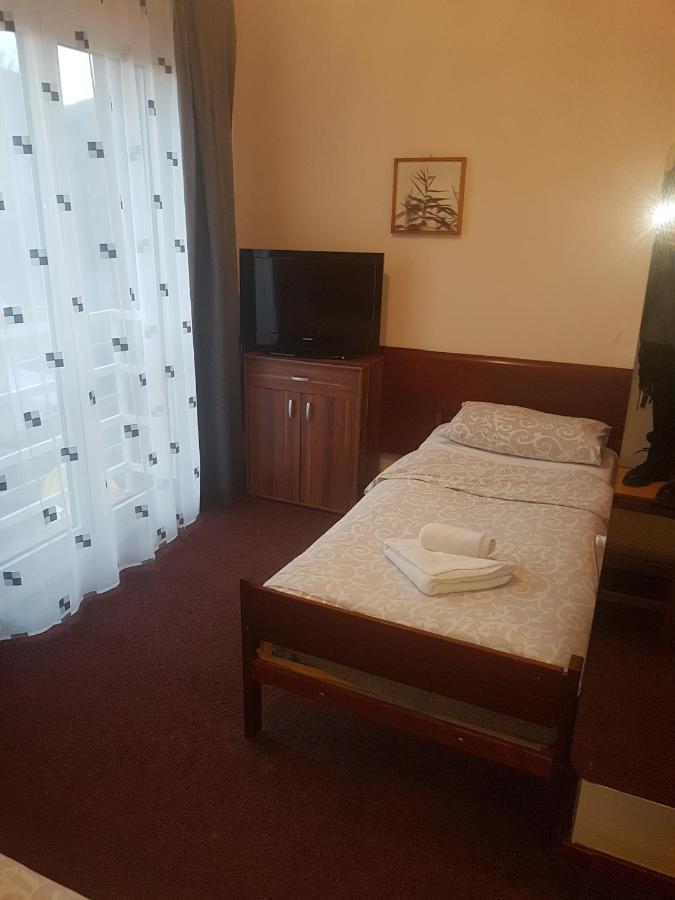 Hotel Sax Balkan Dimitrovgrad Exterior photo